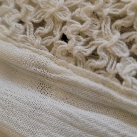 New O'Neill flowy top! S - Picture 5 of 5